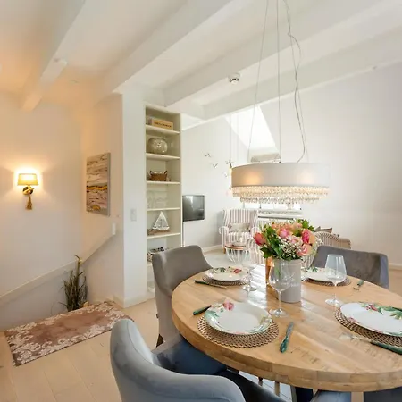 Apartman Haus Harvestehude Whg Kuestenglueck *