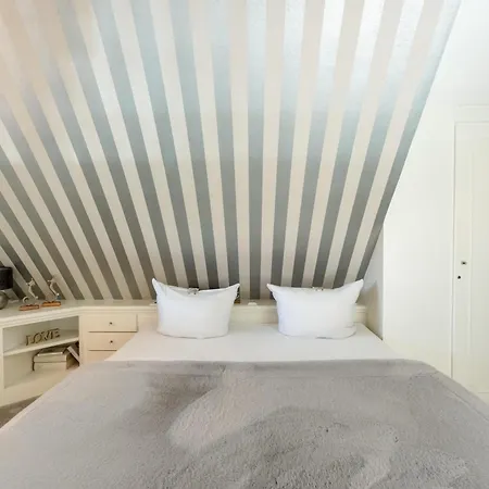 Haus Harvestehude Whg Kuestenglueck Apartman *